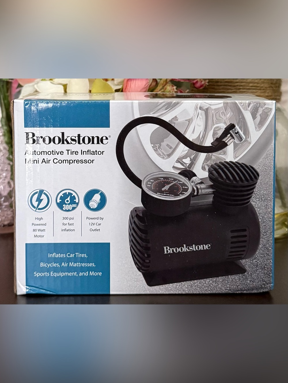 🆕🚙 BROOKSTONE AUTOMOTIVE TIRE INFLATOR MINI AIR COMPRESSOR. BRAND NEW IN BOX.